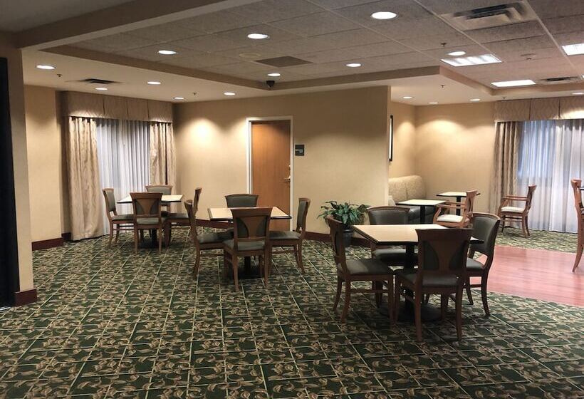 ホテル Hampton Inn Sidney