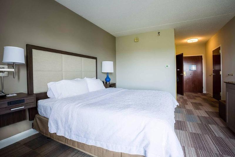 בית מלון כפרי Hampton Inn Somerset