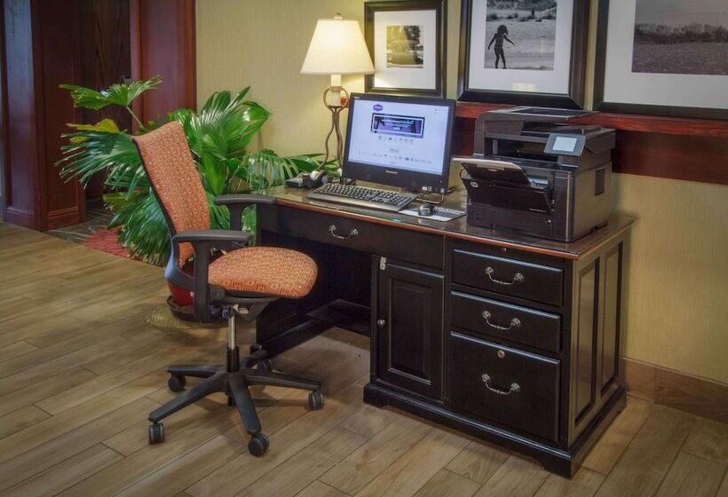 فندق Hampton Inn South Haven