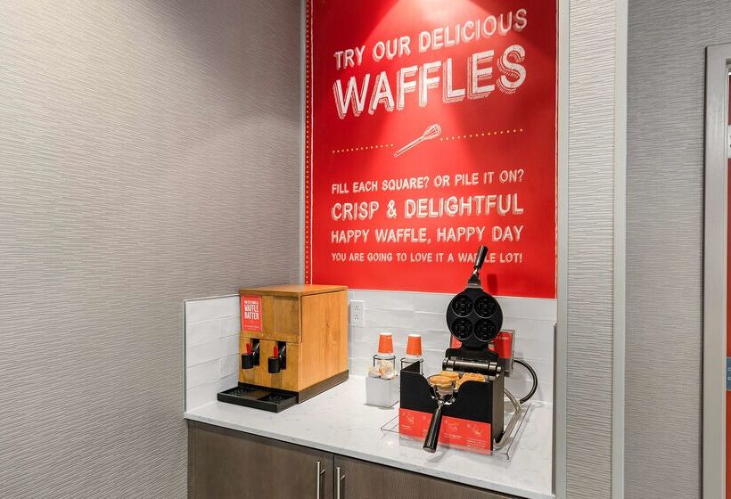 فندق Hampton Inn By Hilton Springfield