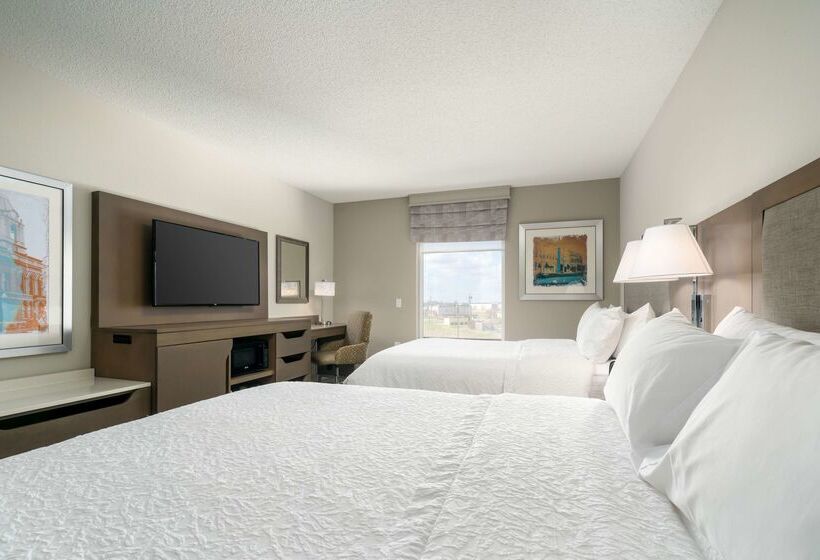 فندق Hampton Inn By Hilton Springfield