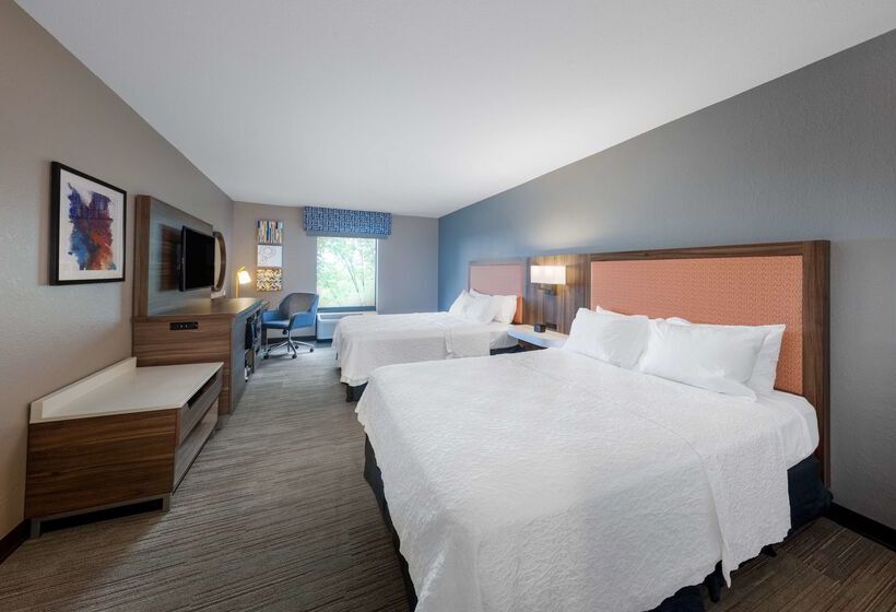בית מלון כפרי Hampton Inn St. Robert/ft. Leonard Wood