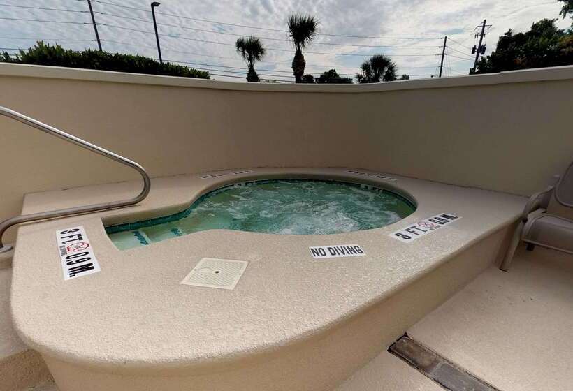 ホテル Hampton Inn St. Simons Island