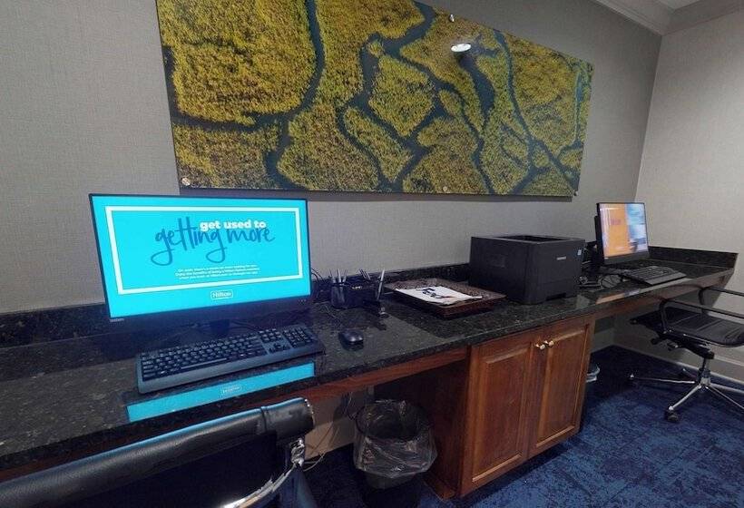 ホテル Hampton Inn St. Simons Island