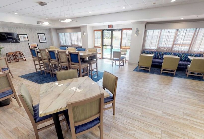 ホテル Hampton Inn St. Simons Island