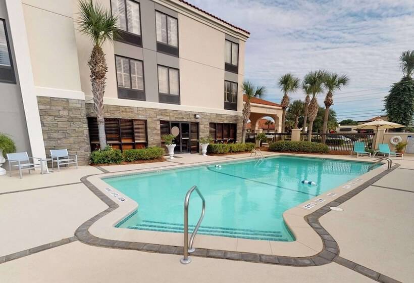 ホテル Hampton Inn St. Simons Island