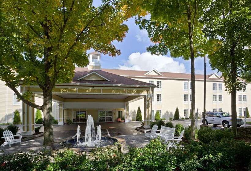 호텔 Hampton Inn Sturbridge