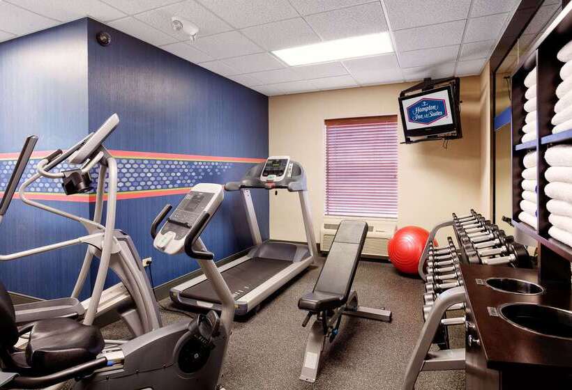 فندق Hampton Inn & Suites Addison