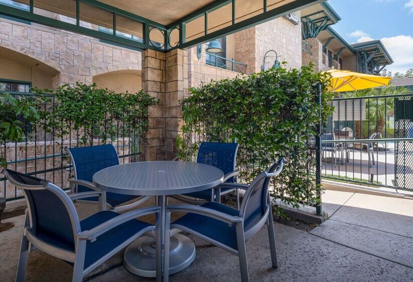 호텔 Hampton Inn & Suites Agoura Hills