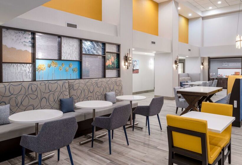 호텔 Hampton Inn & Suites Agoura Hills