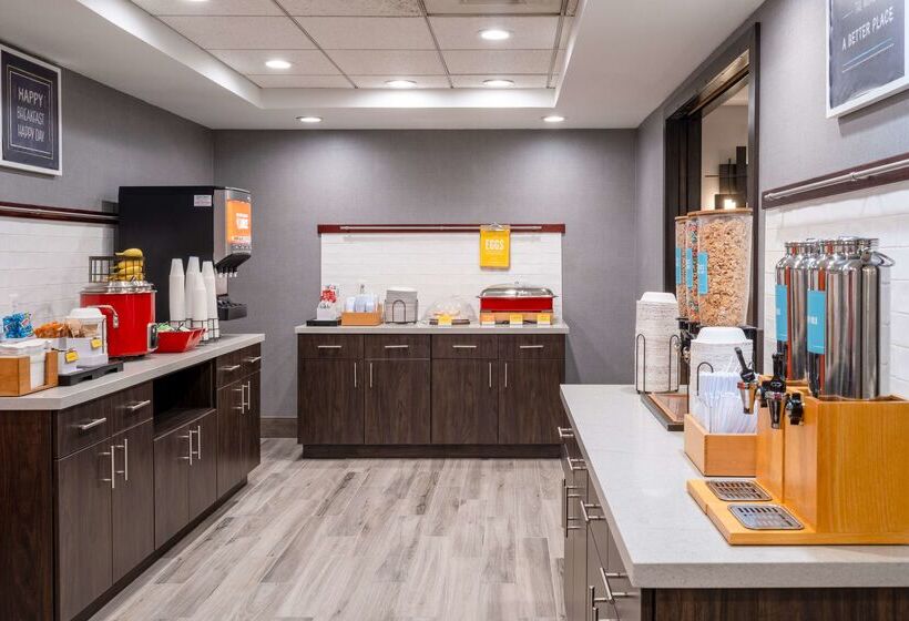 호텔 Hampton Inn & Suites Agoura Hills