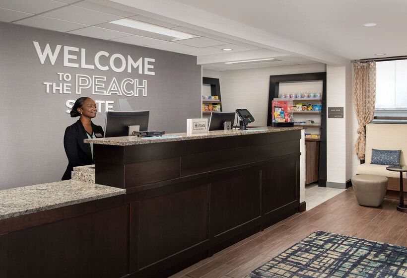 فندق Hampton Inn & Suites Alpharetta