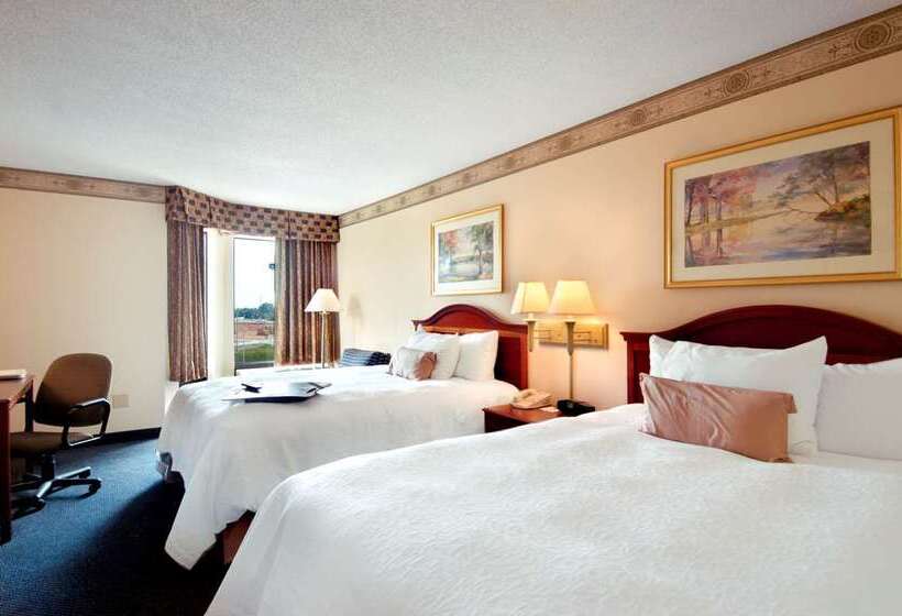 호텔 Hampton Inn & Suites Atlanta Airport North I85