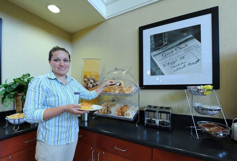 호텔 Hampton Inn & Suites Atlanta Airport North I85