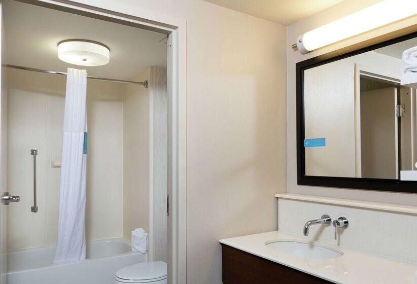 هتل Hampton Inn & Suites Austinairport