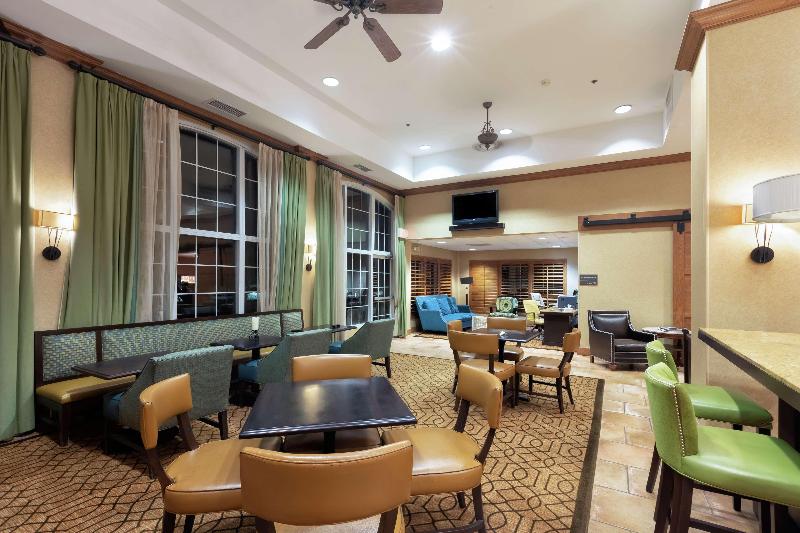 هتل Hampton Inn & Suites Austinairport