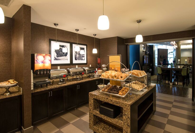 هتل Hampton Inn & Suites Boston Crosstown Center