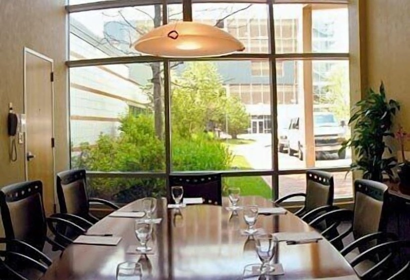ホテル Hampton Inn & Suites Boston Crosstown Center
