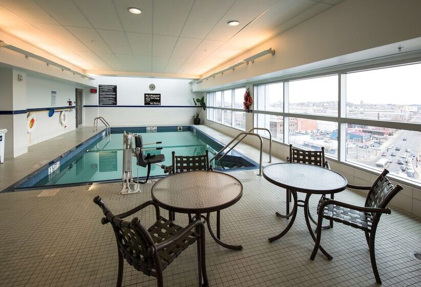 ホテル Hampton Inn & Suites Boston Crosstown Center