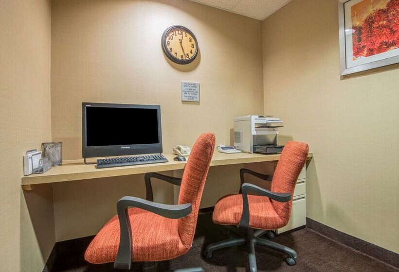 هتل Hampton Inn & Suites Los Alamos White Rock