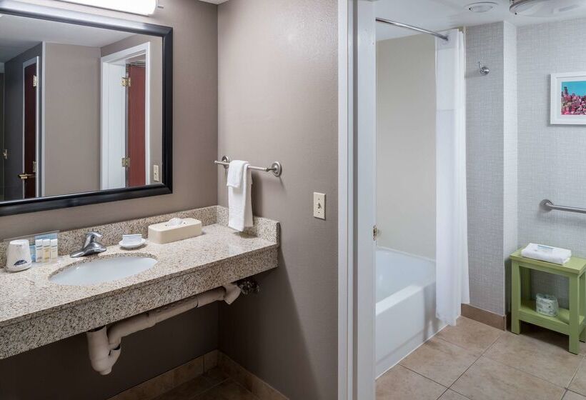 هتل Hampton Inn & Suites Chicagonorth Shore/skokie