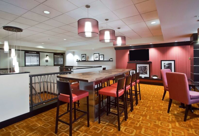 호텔 Hampton Inn & Suites Columbusdowntown