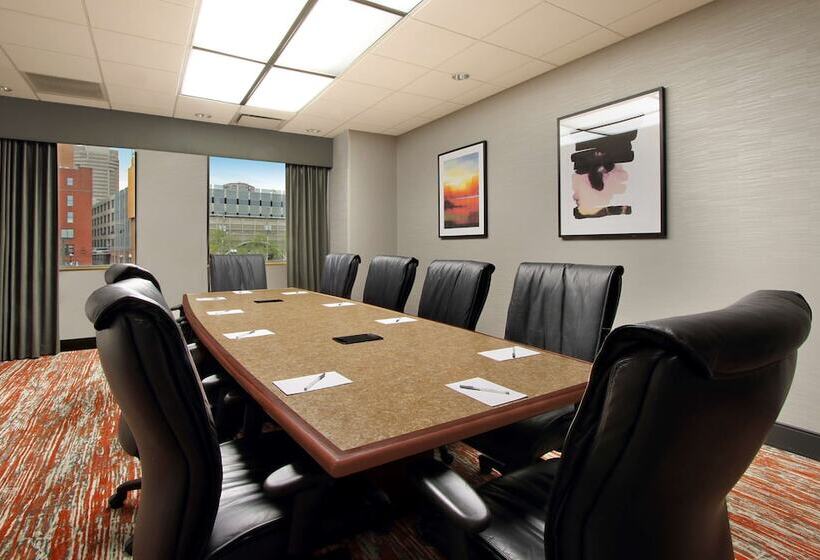 호텔 Hampton Inn & Suites Columbusdowntown