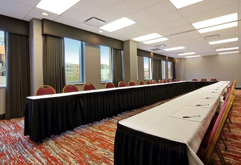 호텔 Hampton Inn & Suites Columbusdowntown