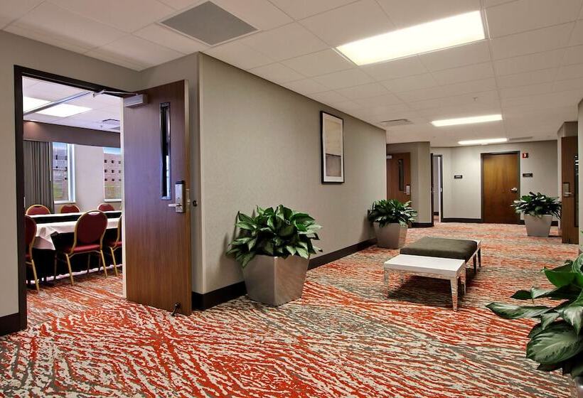 فندق Hampton Inn & Suites Columbusdowntown