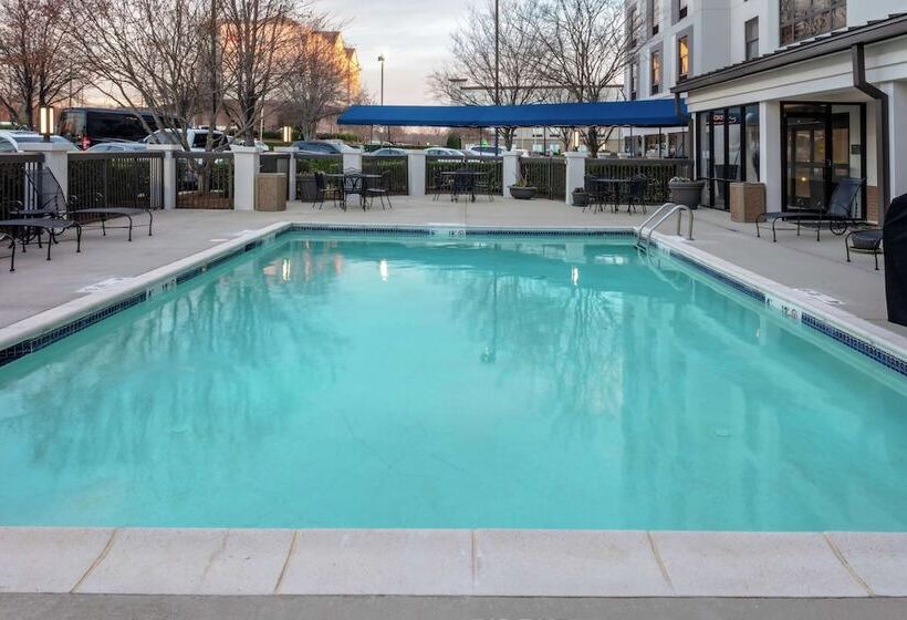 فندق Hampton Inn & Suites Concord/charlotte