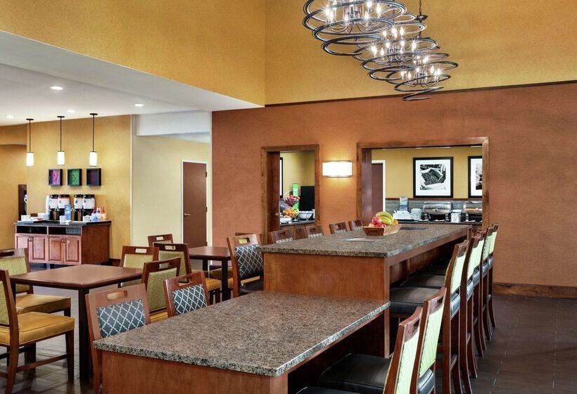 فندق Hampton Inn & Suites Dallasmesquite