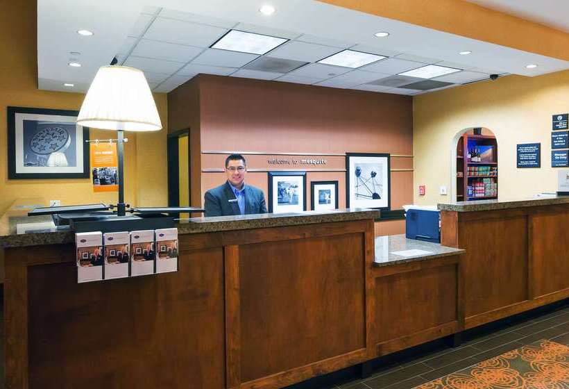 فندق Hampton Inn & Suites Dallasmesquite