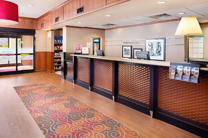 酒店 Hampton Inn & Suites Denton