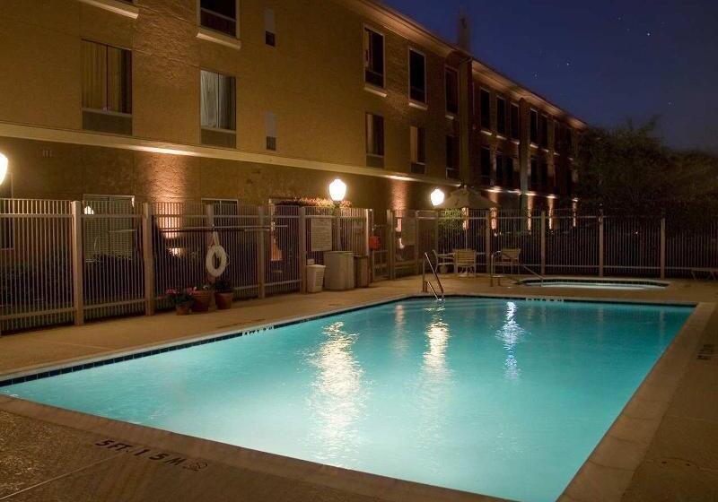 酒店 Hampton Inn & Suites Denton