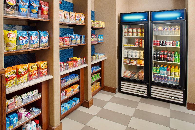 בית מלון כפרי Hampton Inn & Suites Denton