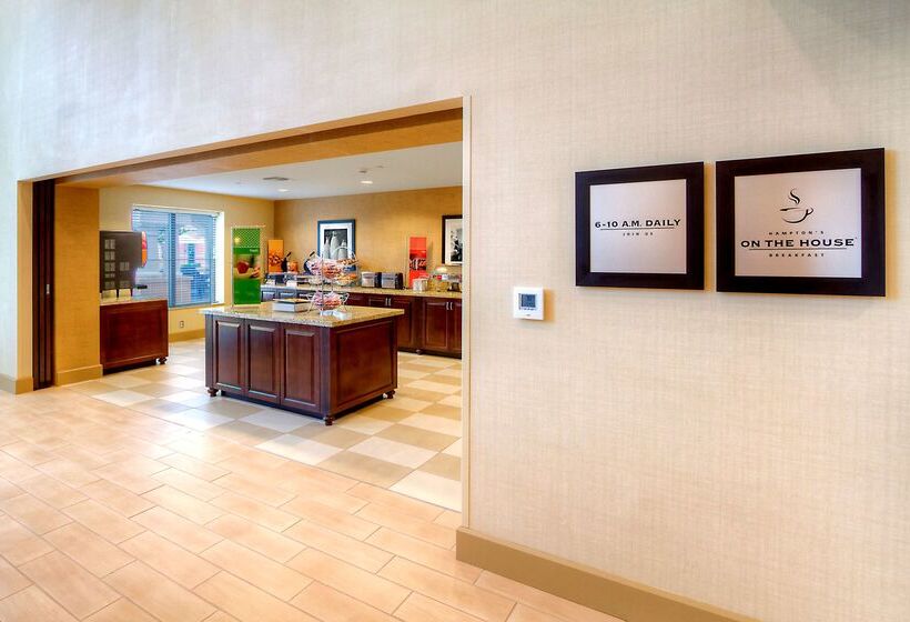 فندق Hampton Inn & Suites Destin