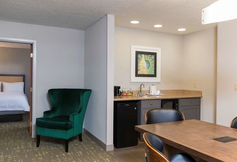 فندق Hampton Inn & Suites East Lansing/okemos