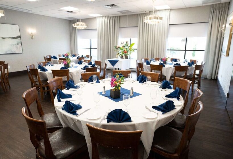 فندق Hampton Inn & Suites Fairfield