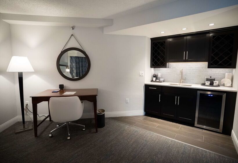 فندق Hampton Inn & Suites Fairfield