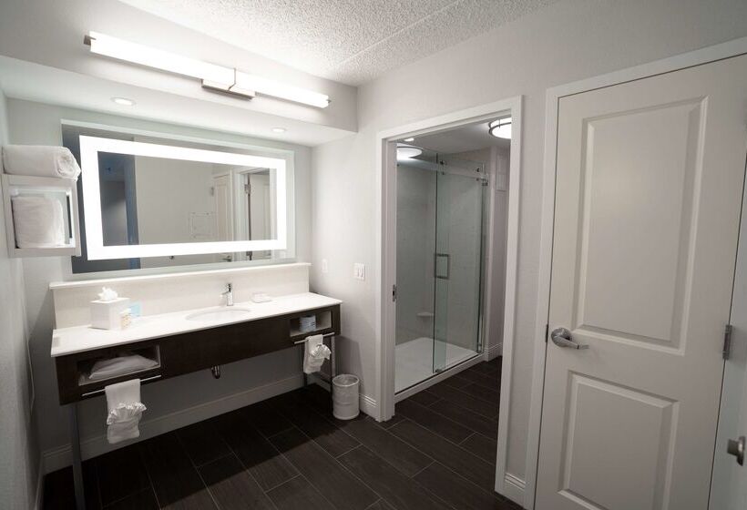 فندق Hampton Inn & Suites Fairfield