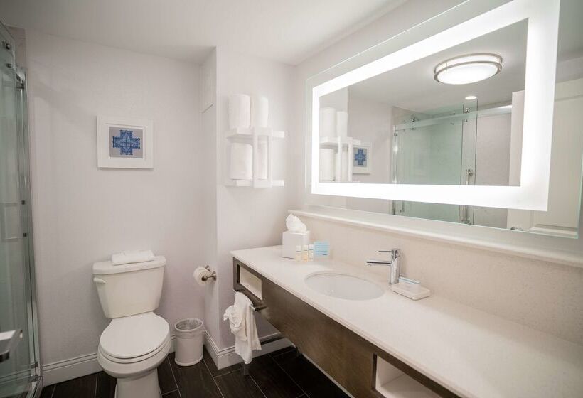 فندق Hampton Inn & Suites Fairfield