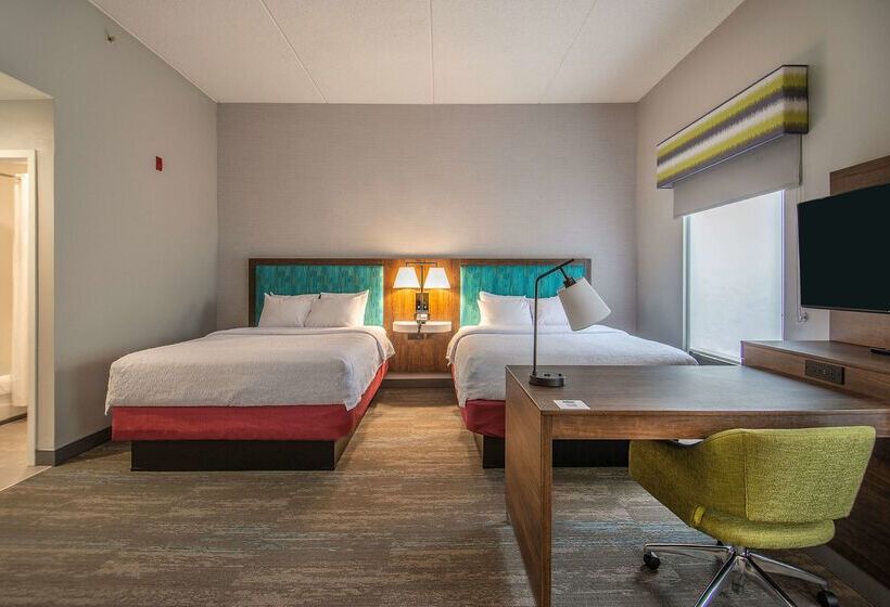 בית מלון כפרי Hampton Inn & Suites Hazard