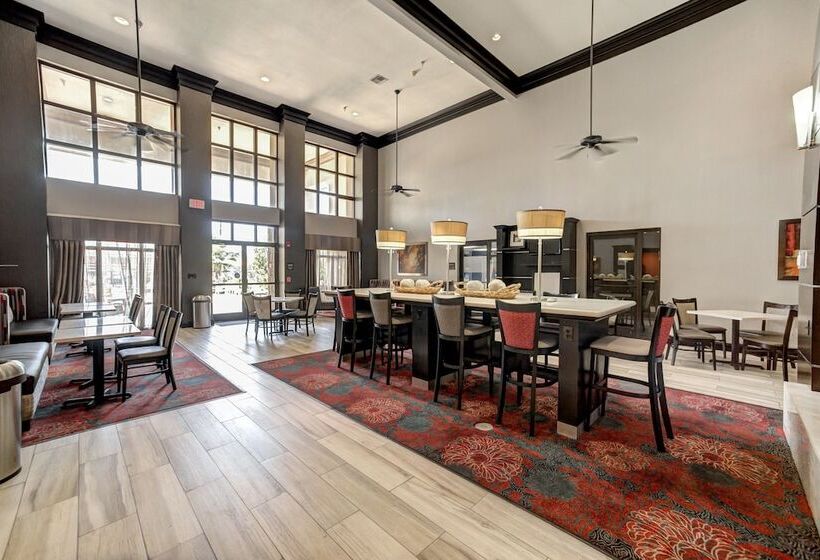 Отель Hampton Inn & Suites Houston/clear Lakenasa Area