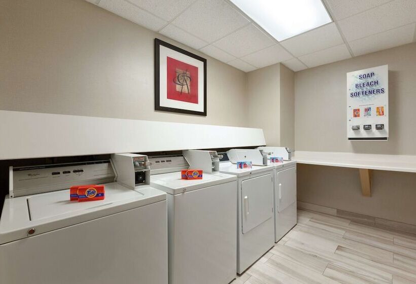 Отель Hampton Inn & Suites Houston/clear Lakenasa Area