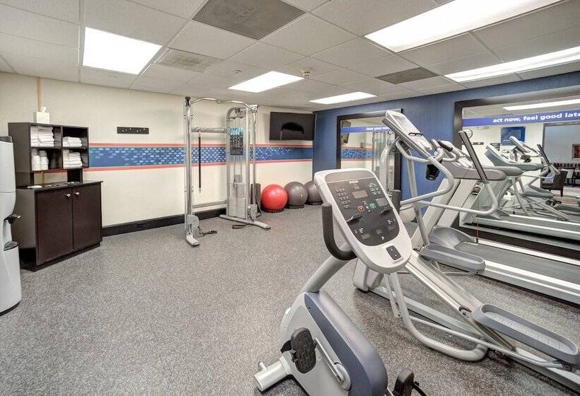 Отель Hampton Inn & Suites Houston/clear Lakenasa Area