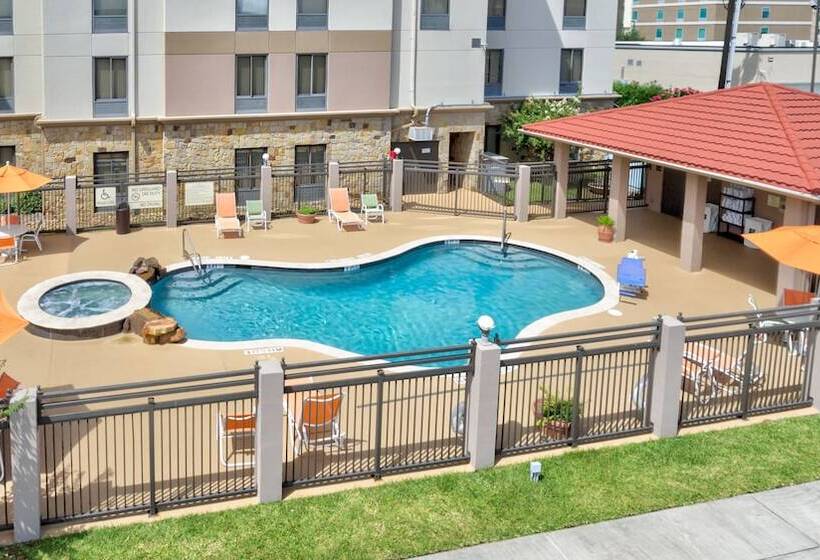 Отель Hampton Inn & Suites Houston/clear Lakenasa Area