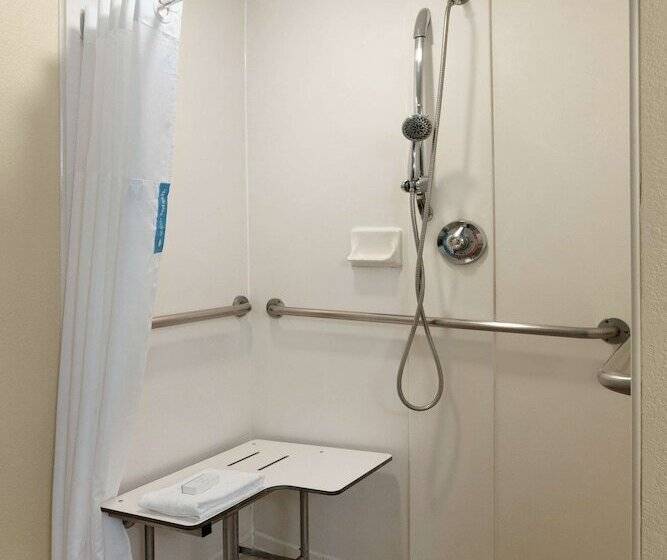 Отель Hampton Inn & Suites Houston/clear Lakenasa Area