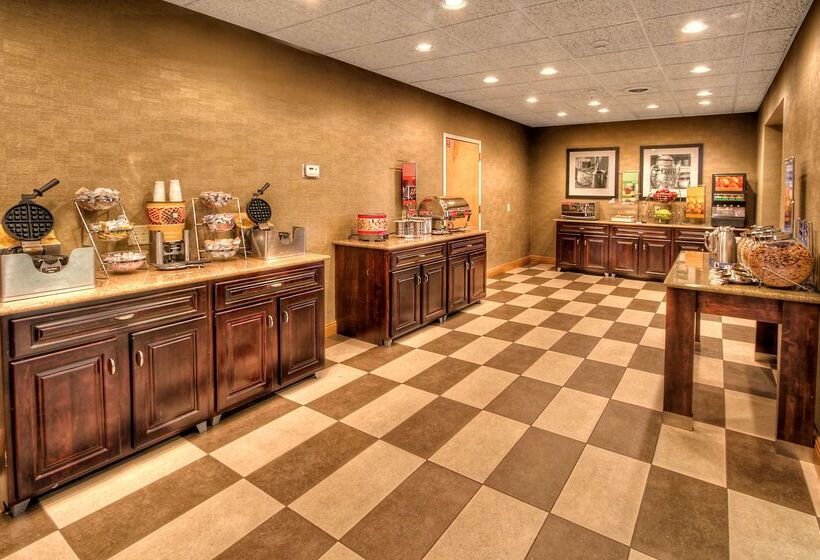 ホテル Hampton Inn & Suites Kalamazoooshtemo