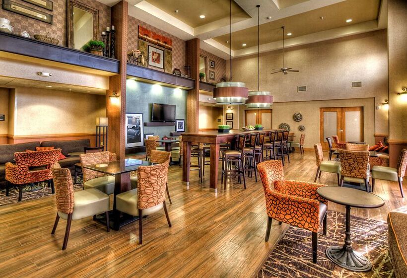 ホテル Hampton Inn & Suites Kalamazoooshtemo