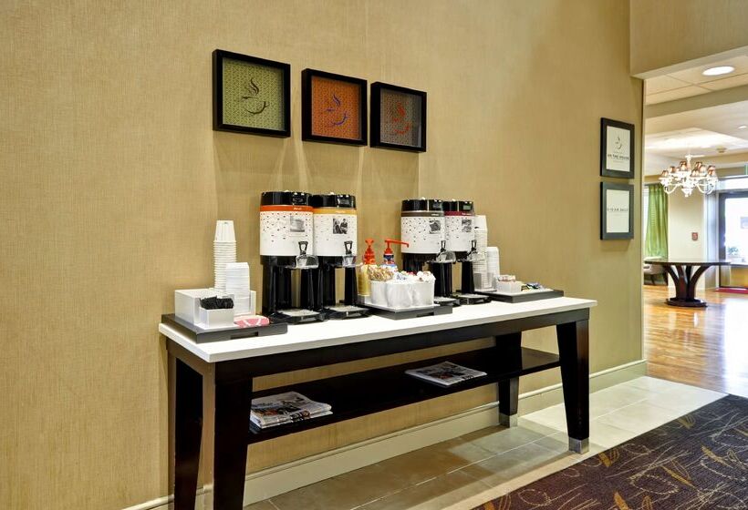 Отель Hampton Inn & Suites Memphis East Germantown Area